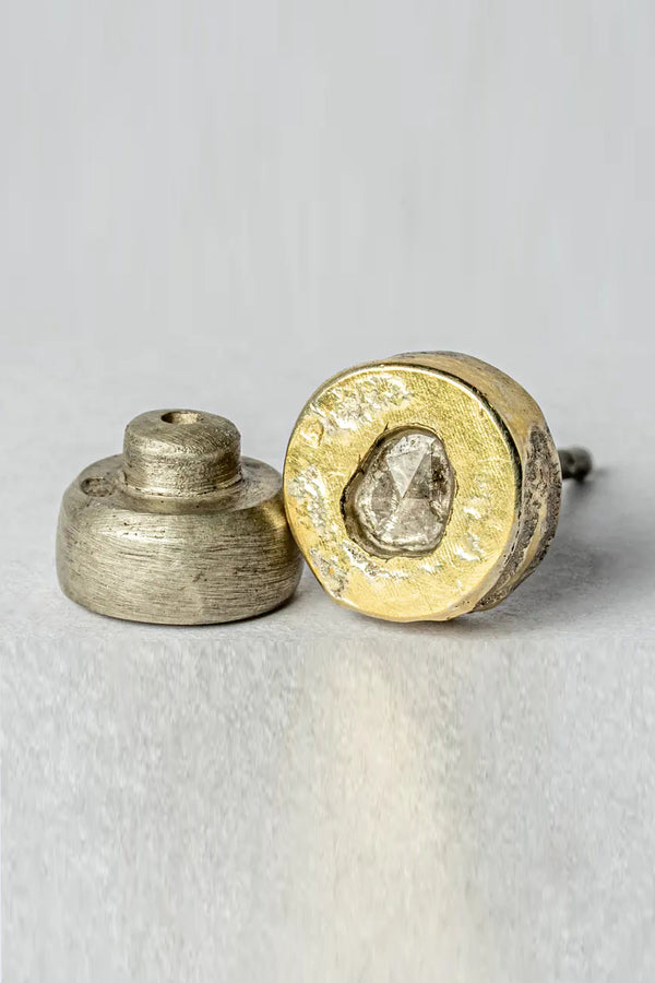 Parts of Four stud earrings 0.2 carat 1835-27-DA18K+FCDIA